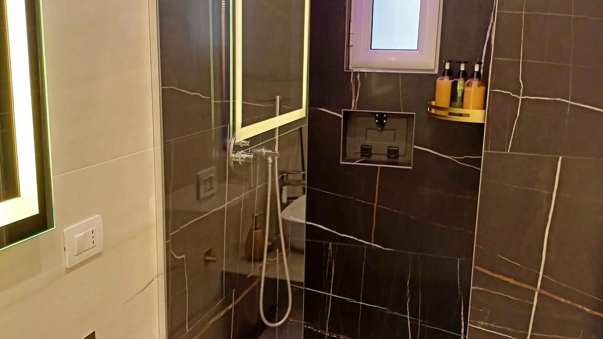 La Lepre Bovio Hotel Napels Gasthuis